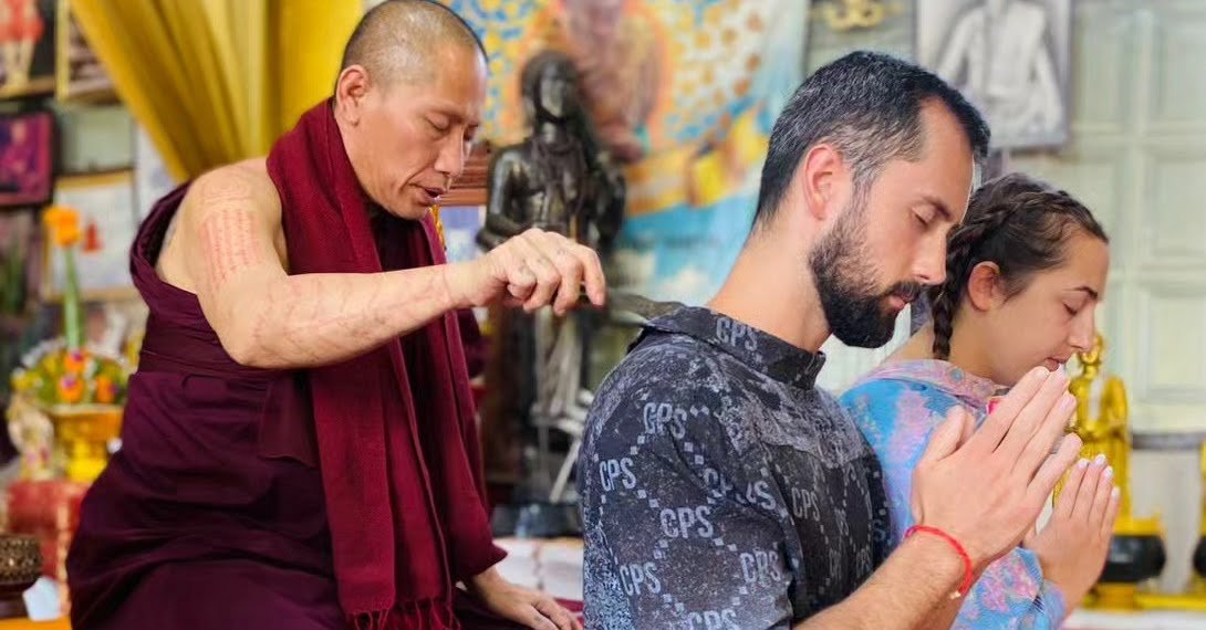 Sak Yant Tattoo & Blessing