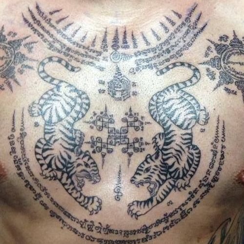 Muay Thai Tattoo symbols and meanings  Tatouage thaïlandais Tatouage sak  yant Tatouage yantra