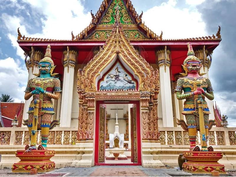 sak yant in bangkok wat bang phra